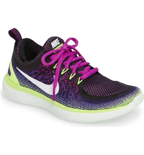 nike women's free run 2